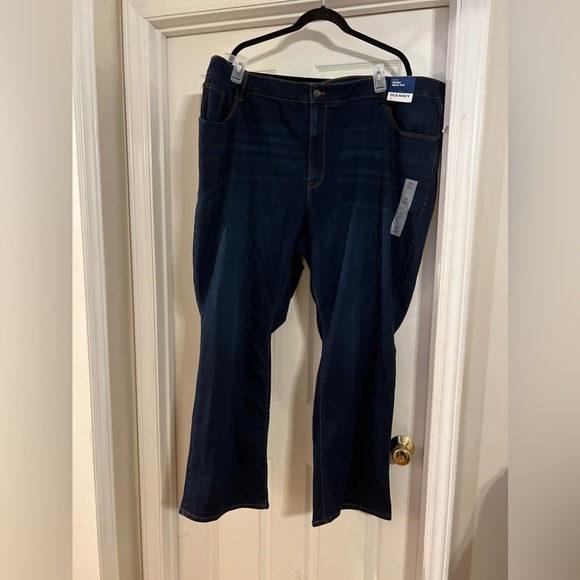 Women’s size 28 stretchy, Old Navy, dark denim bootcut/ flare leg jeans,nwt - Picture 1 of 5